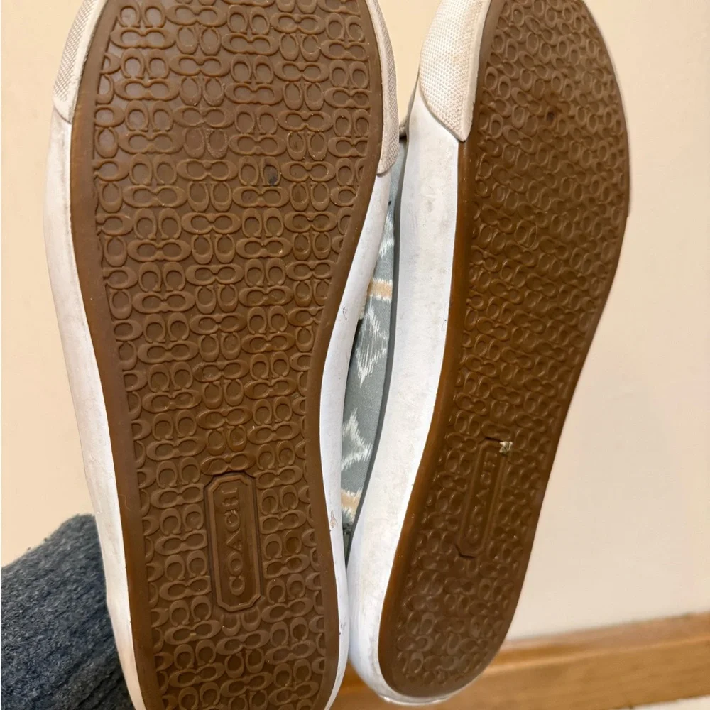Coach | Olive Green and White Barrett Sneakers size 9.5